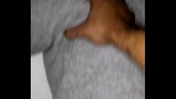 girl oral fucks herself